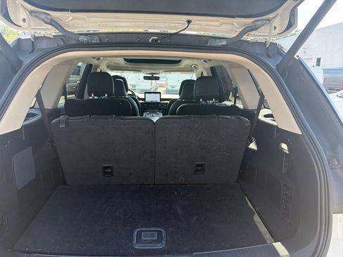 Used 2020 Lincoln Aviator Reserve w/ Equipment Group 202A AWD/4WD image 16