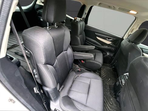 Used 2020 Subaru Ascent Premium w/ Convenience Package image 29
