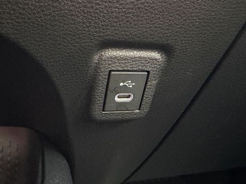 Used 2026 Toyota Corolla SE FWD image 21