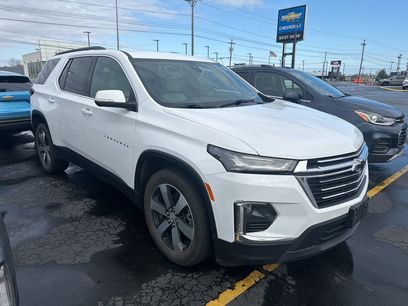 Used 2023 Chevrolet Traverse LT w/ LT Premium Package