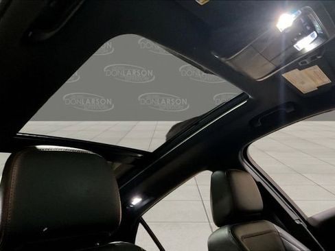 Certified 2023 Chevrolet Equinox RS w/ RS Leather Package image 17