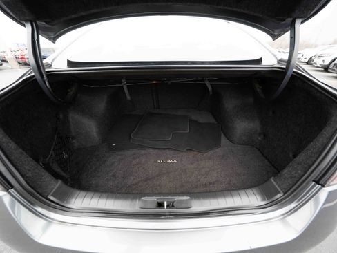 Used 2015 Nissan Altima 2.5 SV w/ Convenience Package image 27