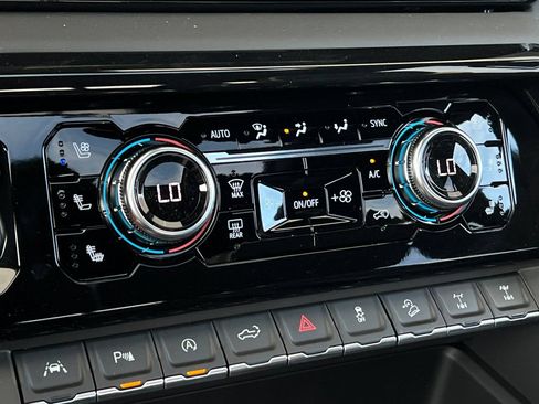 New 2026 GMC Sierra 1500 AT4X AWD/4WD image 18