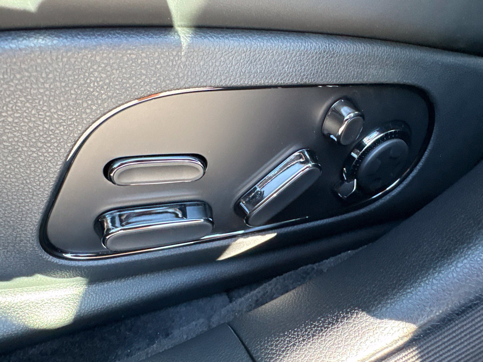 New 2026 Genesis G90 3.5T Prestige AWD/4WD image 21