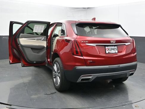Used 2025 Cadillac XT5 Premium Luxury AWD/4WD image 59