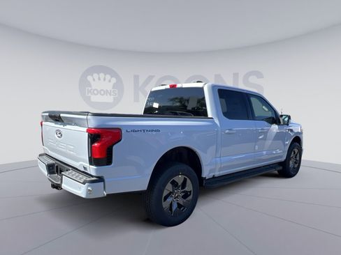 New 2025 Ford F150 Lightning Flash image 7