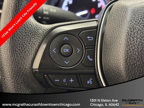 Used 2018 Toyota Camry LE image 19