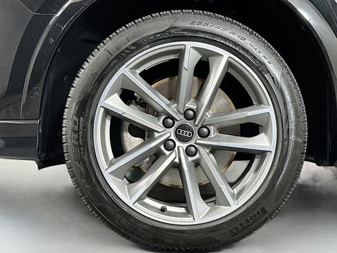 Used 2023 Audi Q3 2.0T Premium w/ Black Optic Sport Package AWD/4WD image 11