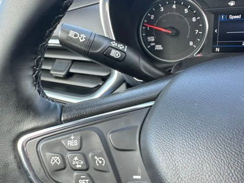 Used 2024 Chevrolet Equinox LT AWD/4WD image 25
