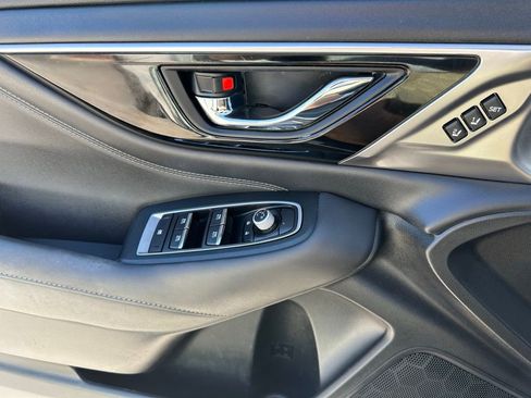 Used 2022 Subaru Outback Limited image 24