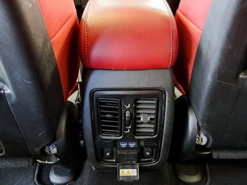 Used 2020 Dodge Durango R/T w/ Technology Group AWD/4WD image 26
