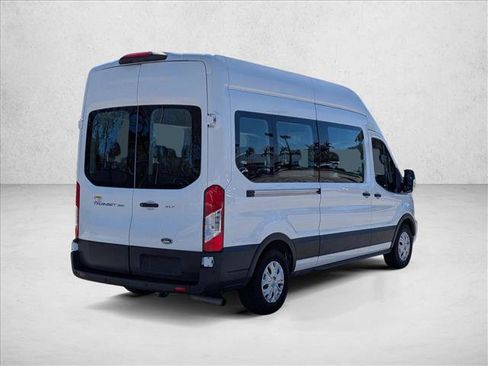 Used 2022 Ford Transit 350 XLT image 5