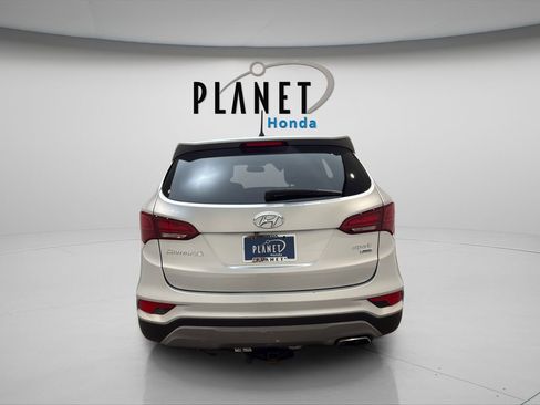 Used 2018 Hyundai Santa Fe Sport AWD/4WD image 6