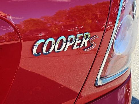 Used 2015 MINI Cooper S image 12