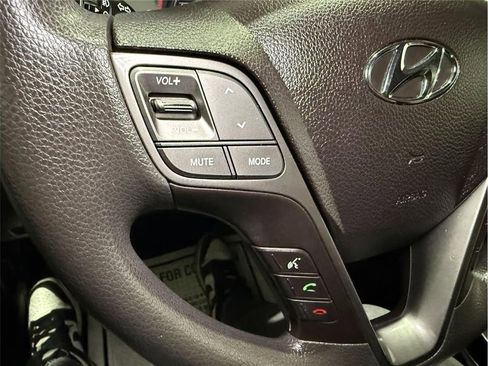 Used 2017 Hyundai Santa Fe Sport image 32