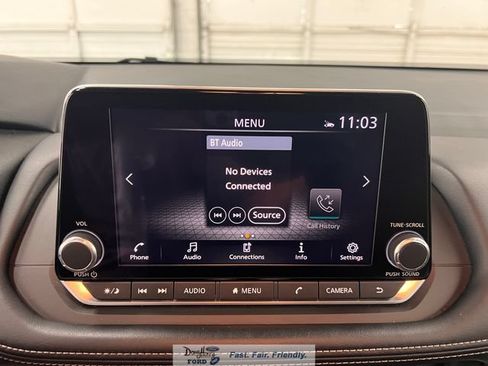 Used 2025 Nissan Rogue SV FWD image 42