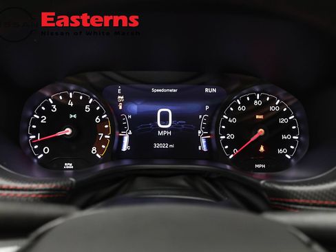 Used 2025 Jeep Compass Trailhawk w/ Trailer Tow Group AWD/4WD image 17