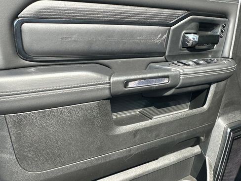 Used 2024 RAM 3500 Limited image 11