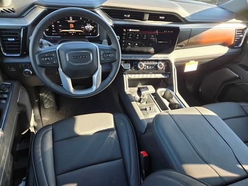 New 2026 GMC Sierra 1500 Denali w/ Denali Reserve Package image 9