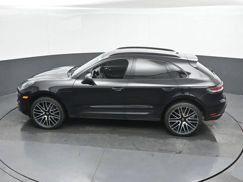Used 2022 Porsche Macan AWD/4WD image 38