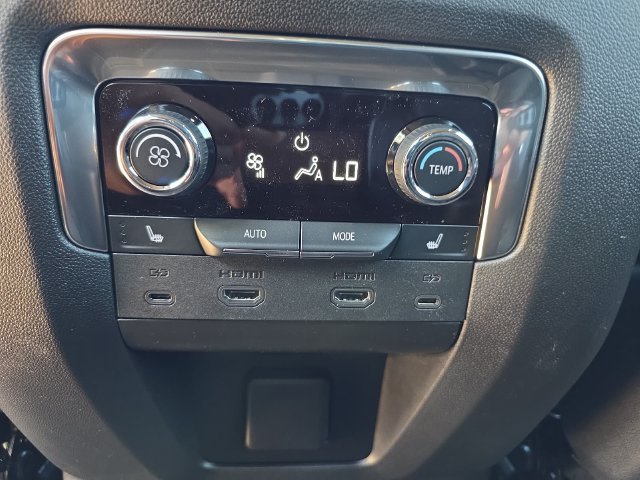 New 2027 Chevrolet Tahoe High Country AWD/4WD image 34