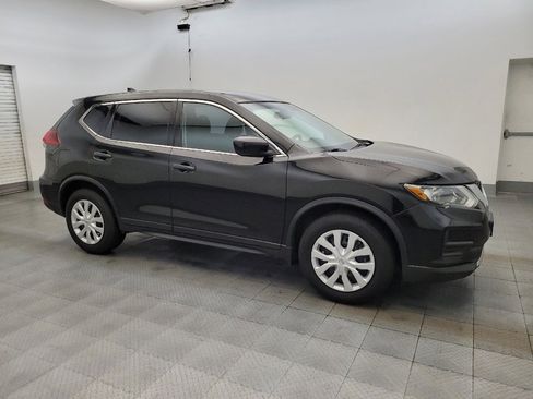 Used 2020 Nissan Rogue S FWD image 11