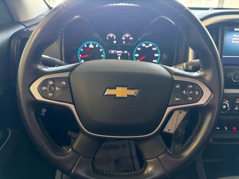 Used 2022 Chevrolet Colorado LT w/ Safety Package image 30