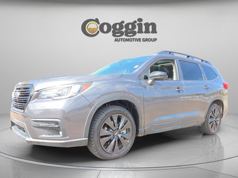 Used 2022 Subaru Ascent Onyx Edition image 1