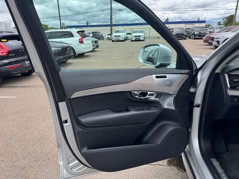 Used 2022 Volvo XC90 T6 Inscription w/ Advanced Package AWD/4WD image 17