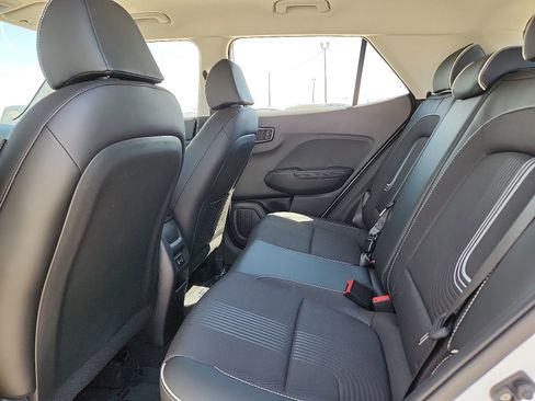 New 2026 Hyundai Venue SEL image 9