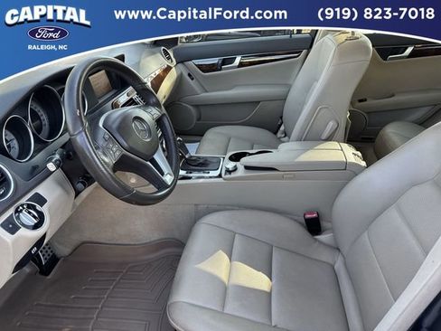Used 2014 Mercedes-Benz C 250 Sedan image 17
