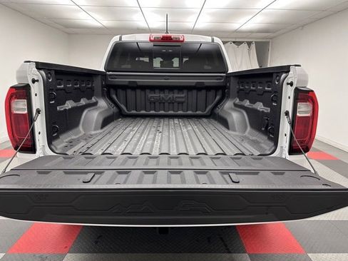 New 2026 GMC Canyon Denali image 23