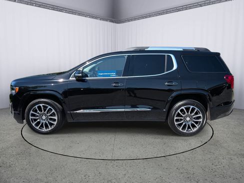 Used 2020 GMC Acadia Denali w/ Technology Package AWD/4WD image 5