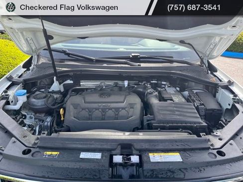Used 2024 Volkswagen Tiguan SE w/ Panoramic Sunroof Package AWD/4WD image 38