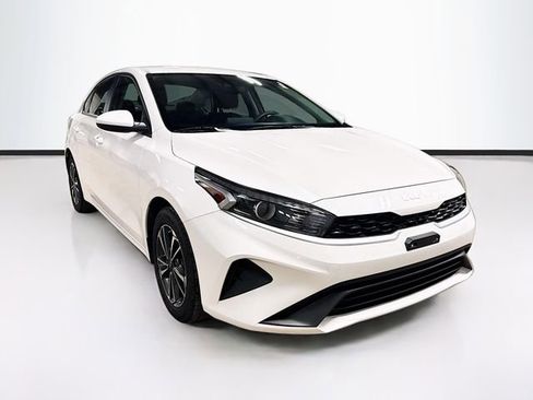 Used 2023 Kia Forte LXS FWD image 1