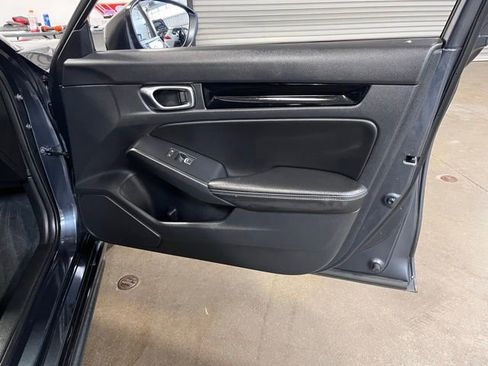 Used 2022 Honda Civic EX-L image 12