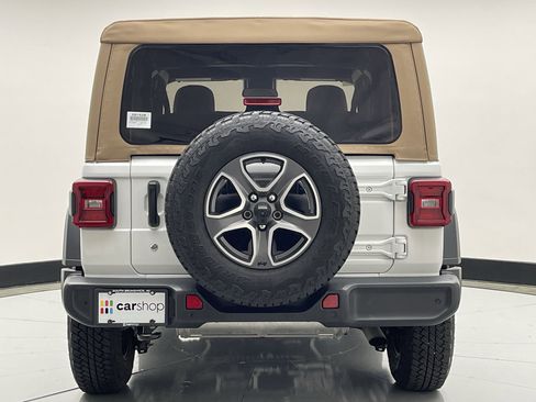 Used 2020 Jeep Wrangler Sport image 4
