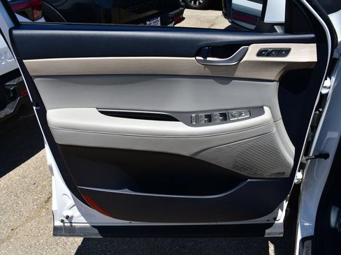 Used 2023 Hyundai Palisade Limited FWD image 12