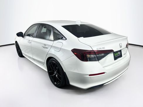 Used 2025 Honda Civic FWD Hybrid Sedan image 5