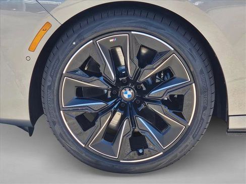 New 2026 BMW i7 eDrive50 w/ M Sport Package RWD image 11