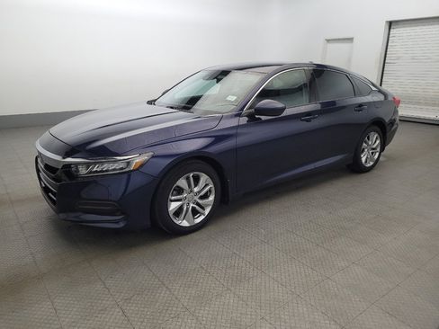 Used 2018 Honda Accord LX image 2