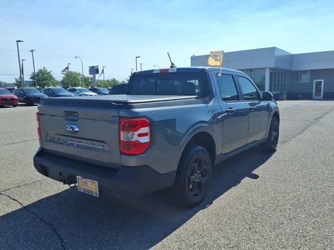 Certified 2022 Ford Maverick XLT w/ XLT Luxury Package FWD image 7