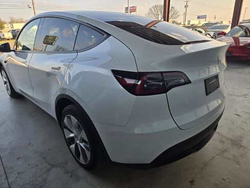 Used 2023 Tesla Model Y Long Range image 6