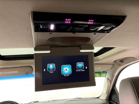 Used 2019 Chevrolet Tahoe Premier image 36