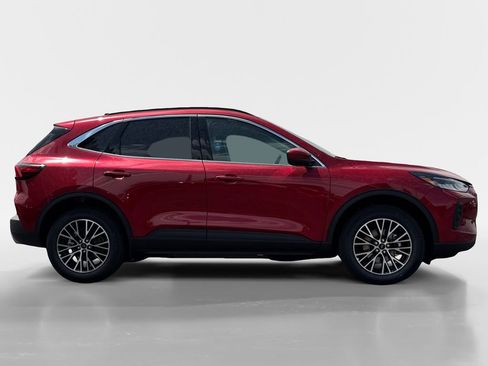 New 2025 Ford Escape SE image 29