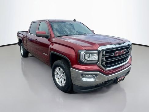 Used 2017 GMC Sierra 1500 SLE w/ SLE Value Package AWD/4WD image 5
