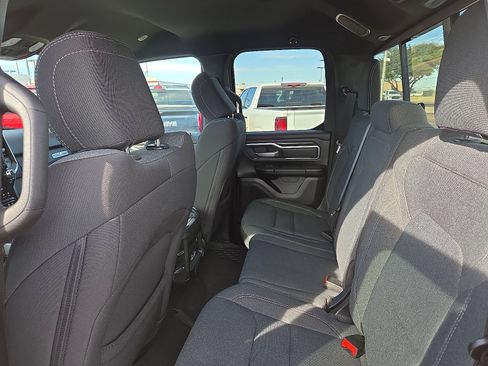 Used 2024 RAM 1500 Lone Star image 9