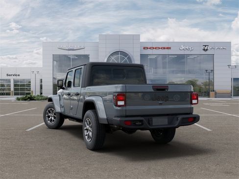 New 2025 Jeep Gladiator Sport image 3