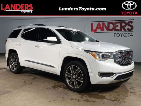 Used 2019 GMC Acadia Denali image 1