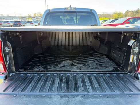 Used 2023 Toyota Tacoma SR5 AWD/4WD image 5